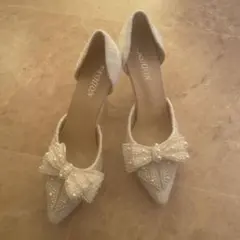 新品　未使用　ホワイト パール付きリボン ハイヒールパンプス