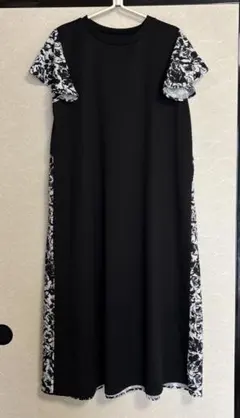 ワンピース 花柄 モノクロ