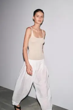 ZARA ニットタンクトップ