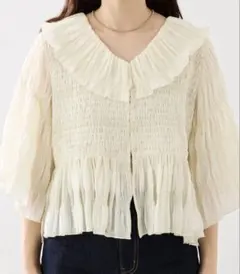 mystic シャーリングフリルブラウス