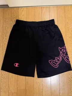 Champion ブラック ショートパンツ ピンクロゴ