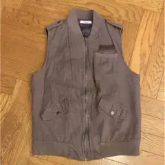 ミリタリーベスト