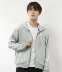 adidas パーカー メンズ 水色 グレージュ