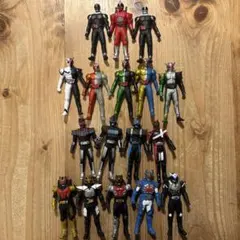 仮面ライダーソフビ63体まとめ売り - メルカリ