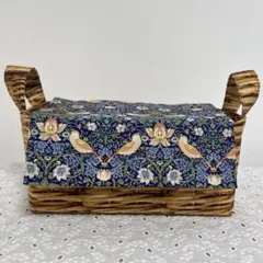 Item thumbnail for item 4ad73810-f1f0-46fa-90d9-9129f841254f