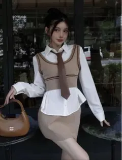 即日配送タグ付き試着のみDarich レザータイニットセットアップ ベージュ