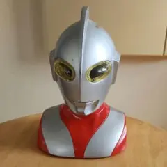 ウルトラマンフィギュア シルバー 赤貯金箱 ウルトラマン 貯金箱 当時物 - メルカリ