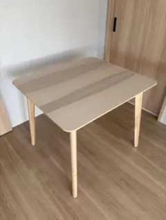 【美品】 IKEA LISABOリーサボー テーブルのサムネイル