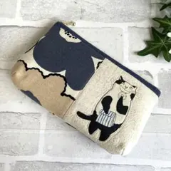 ハンドメイド ボックスサイズティッシュ 携帯ケース ⌘ くま 黒 刺繍