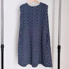 UNIQLO KIDS ユニクロ　花柄ノースリーブワンピース 140 ネイビー