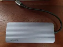 【間違えて購入の為、出品】Anker USB-C ハブ