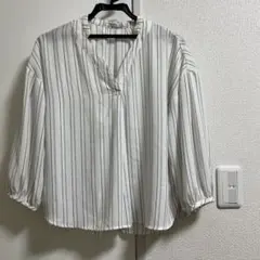 ハニーズ　Mサイズ　ブラウスのサムネイル
