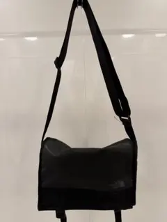THE NORTH FACE メッセンジャーバッグ ブラックのサムネイル