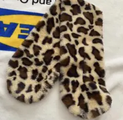 ヒョウ柄ファーマフラー