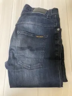 Item thumbnail for item 5c091605-ecee-474e-80f7-7d3cc53a5201