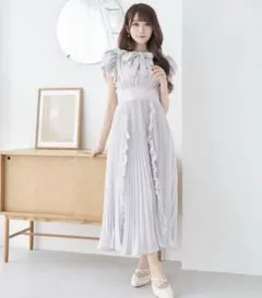 rosemuse chiffon pleated dress ワンピース グレー chiffon pleated dress – BUNNY APARTMENT