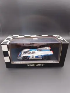 MINICHAMPS 1/2 F.Massa 2002 ヘルメット - メルカリ