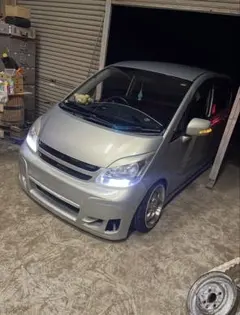 トヨタ　アイシス　後期ドアミラー（最終型）カラーコード209 ブラックマイカ トヨタ アイシス 後期ドアミラー（最終型）カラーコード209 ブラック