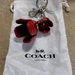 ○COACH コーチ ティーローズ フラワー 花柄スタッズ キーホルダー