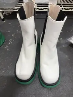 サイドゴアブーツ グリーン×ホワイト