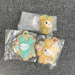 TWICE MOVELY クッキーチャーム　めじるしアクセサリー