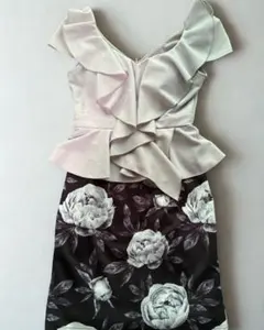 tika キャバドレス