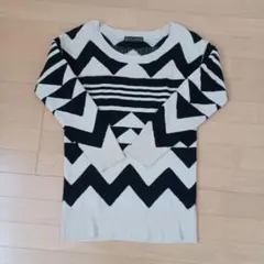 CECIL McBEE ニット 長袖 幾何学模様