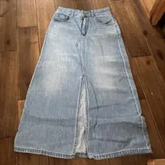 GU デニムロングスカート スリット入りライトブルー