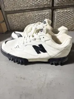 New Balance シューズ ホワイト/ブラック ニューバランス 白黒