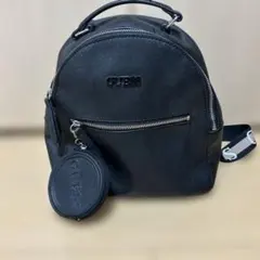GUESS リュックのサムネイル