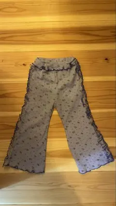 マーキーズ　ヨコチュールワッフルパンツ　花柄のサムネイル