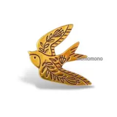 ビンテージ風　ピンバッチ　金の花鳥　ゴールドバード　彫刻風　簡易ラッピング付き
