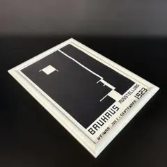 【新春SALE】シンプルなインテリアポスター バウハウス（A4フレーム付き）