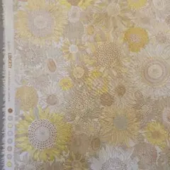 53✕60　リバティタナローン　花柄　淡い黄色