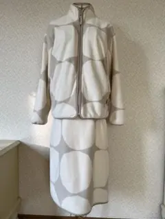 UNIQLO×marimekkoフリースジャケットL、スカートM セットアップ