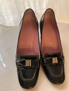 CELINE エナメル パンプス　ヴィンテージのサムネイル