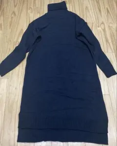 ヘレンチア ネイビー タートルネック ひざ丈ワンピース