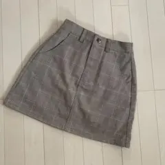 スピンズ　チェック台形ボトム