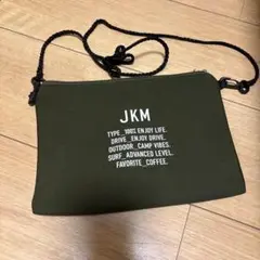 ショルダーバッグ　カーキ　シンプル　メンズ　レディース