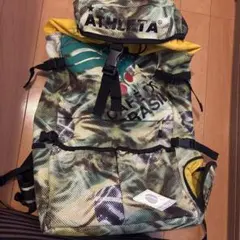 【美品】ATHLETA カモフラージュバックパックのサムネイル
