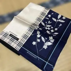 BURBERRY ハンカチ 2枚セット 花柄 ノバチェックのサムネイル