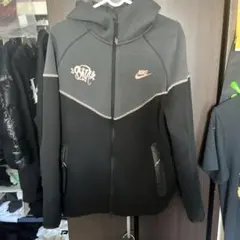 k*s様 限定価格 【定価10万円】NIKE×Synaworld テックフリースのサムネイル