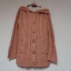 オレンジ系ピンク ケーブルニット カーディガン フード付き