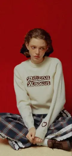 Allison Brown MY DAILY LOGO PULLOVER