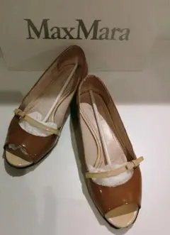 Max Mara（マックスマーラ） エナメル素材オープントゥパンプス。のサムネイル