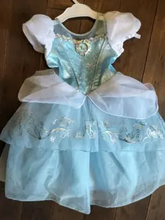 美品☆　ディズニー 　プリンセス☆　シンデレラ ドレス 　サイズ100