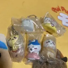 ちいかわ ガチャガチャ　たべものいっぱいマスコット