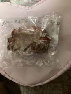 セブンイレブン　ハッピーくじ　C賞　パンポーチ