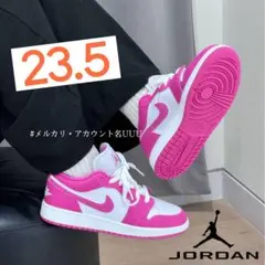 【新品23.5cm】NIKE｜エアジョーダン１LOW GS｜ピンク/ホワイトのサムネイル