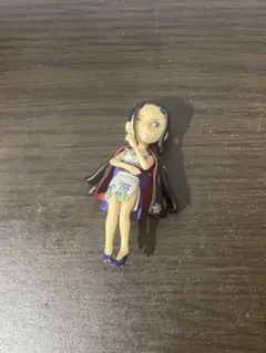 ワンピース ニコ・ロビン フィギュアのサムネイル